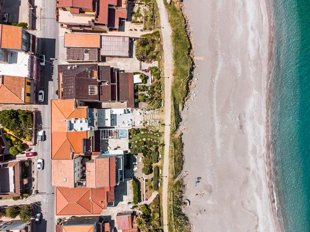 B&B Stella Marina Capo dʼOrlando Bed & Breakfast